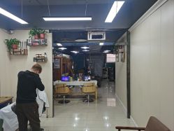 -卡木里发型工作室