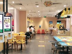 用餐区-麦当劳(上藤店)