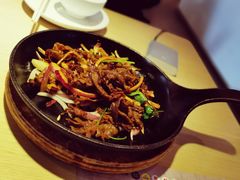 铁板孜然羊肉-关东小磨东北菜(上海长风大悦城店)