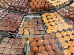 -Laderach 莱德拉(上海环贸iapm店)