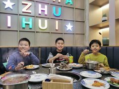 -锤头鲨毛肚海鲜烤肉自助餐厅(国购广场店)