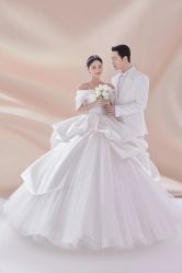 -喜爱高定婚纱摄影