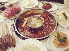 海湾壹品-海湾壹品·粤菜·早茶·烤鸭(拱北店)