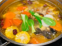 -尚尚仙·酸汤猪手·猪肚鸡火锅(华联万柳购物中心店)