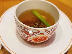 -荷风细雨·中国茶宴(世纪大道店)