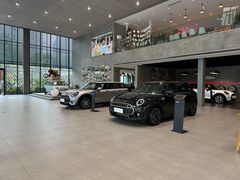 -上海普陀宝诚MINI4S店(红柳路店)