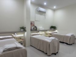 点击看大图 -苗方清颜专业祛痘·皮肤管理