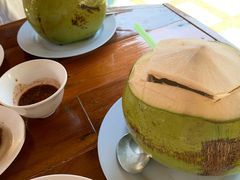 椰子汁-Ruam Saep Yok Khok Som Tam