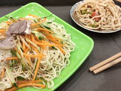 -华中科技大学东三学生食堂