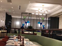 -港丽餐厅(高德置地店)