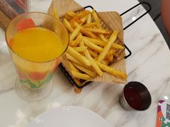 美式薯条-艾米茉亲子餐厅(万象城店)