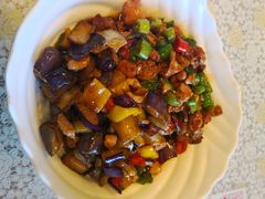 茄子肉丁小公鸡双拼拌面-文三里屯面馆(三里屯店)