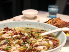 港丽酸菜鱼-港丽餐厅(高德置地店)