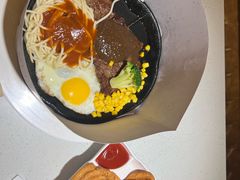 -汤姆家的牛排意面披萨(融创茂店)