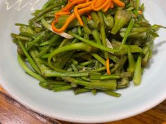 清炒水性杨花-老滇山寨•云南特色菜•地方菜•民族风情歌舞表演(金碧店)
