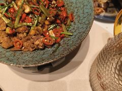 -八府香鸭·啫啫煲(华山路店)