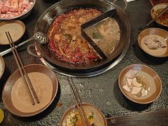-渝井巷重庆老火锅(沈阳吉祥店)