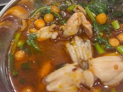 -鸿顺老铁锅美蛙鱼府(解放碑店)