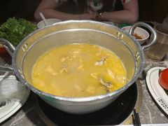-禄婶鸡煲·打边炉