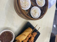 蟹肉春卷-莱莱小笼·乔艾