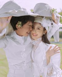 -索菲亚婚纱摄影