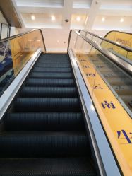 -北京七彩云南翡翠珠宝旗舰店(月坛店)