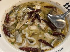 -渔语鱼新川菜Bistro(万象天地店)