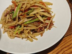 -黄泥岗·地道湖北菜(奥特莱斯店)