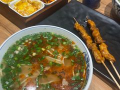 -西部马华清真兰州牛肉面·烧烤夜市(关东店)