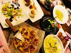特色风味香肠披萨-遇花缘·点心·中西融合菜(美吉特广场店)