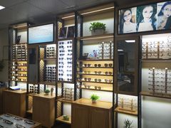 -LOGO眼镜·蔡司品牌折扣店(龙华清湖店)
