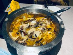 -新沸腾鱼乡(世贸天阶店)