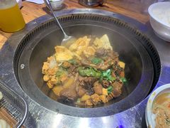-山河屯铁锅炖·非遗东北菜(南山店)