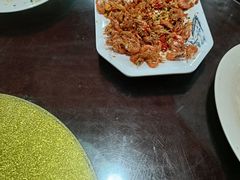 -岛中岛·海鲜大排档·万宁老字号(东澳店)