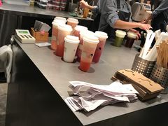 -喜茶(上海打浦桥日月光gelato lab+店)