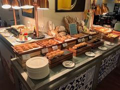 -深圳富苑皇冠假日套房酒店