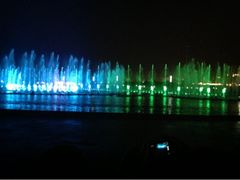 upload_pic-东港音乐喷泉广场