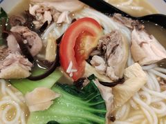 -蒙自源米线大王(信利城市广场店)