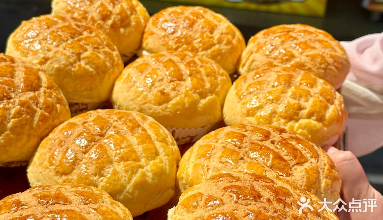 侨港这家菠萝包好吃到duò脚啊啊！
