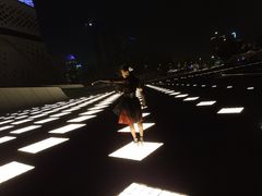 -南京眼步行桥