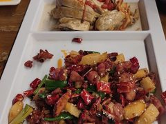 -隔壁老王·家常云南菜(花巷店)