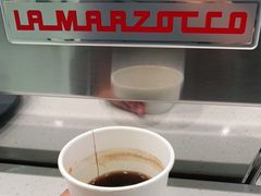 冰上海清咖-缶乐FOLLOW咖啡