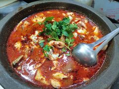 -灶知轩湘西石锅鱼(万佳广场店)