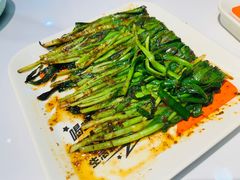 -嗨辣小聚·盘锦河蟹·海鲜烧烤龙虾(盘锦十年好店)