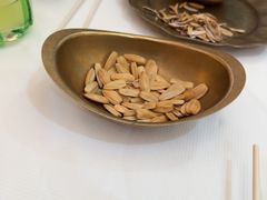 -桂满陇·手作小笼包&江南叫花鸡(中山公园店)