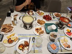 -金马门国际美食百汇(珞喻路店)