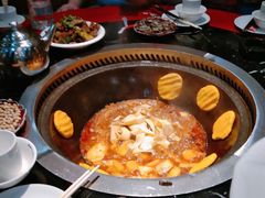 -袁小二大东北铁锅炖(吉祥村总部)