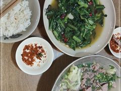 -杨三孃跷脚牛肉(美洲花园店)