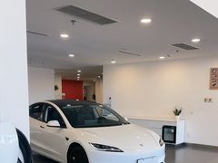 -TESLA 特斯拉(北京南四环中路特斯拉中心)