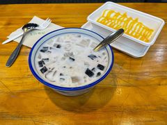 -文昌邓记清补凉(西沙路店)